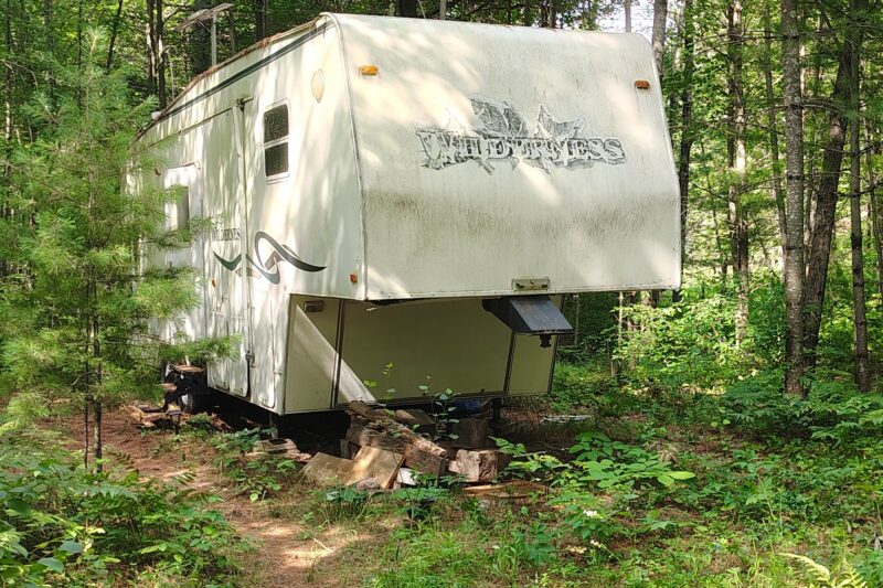 Milwaukee Junk RV Removal: Fast, Professional Removal for Old Motorhomes, Campers & Travel Trailers