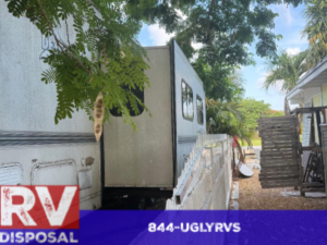Summerland Key, FL RV Tow Away